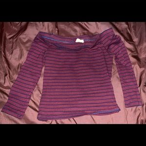 crop top off the shoulder